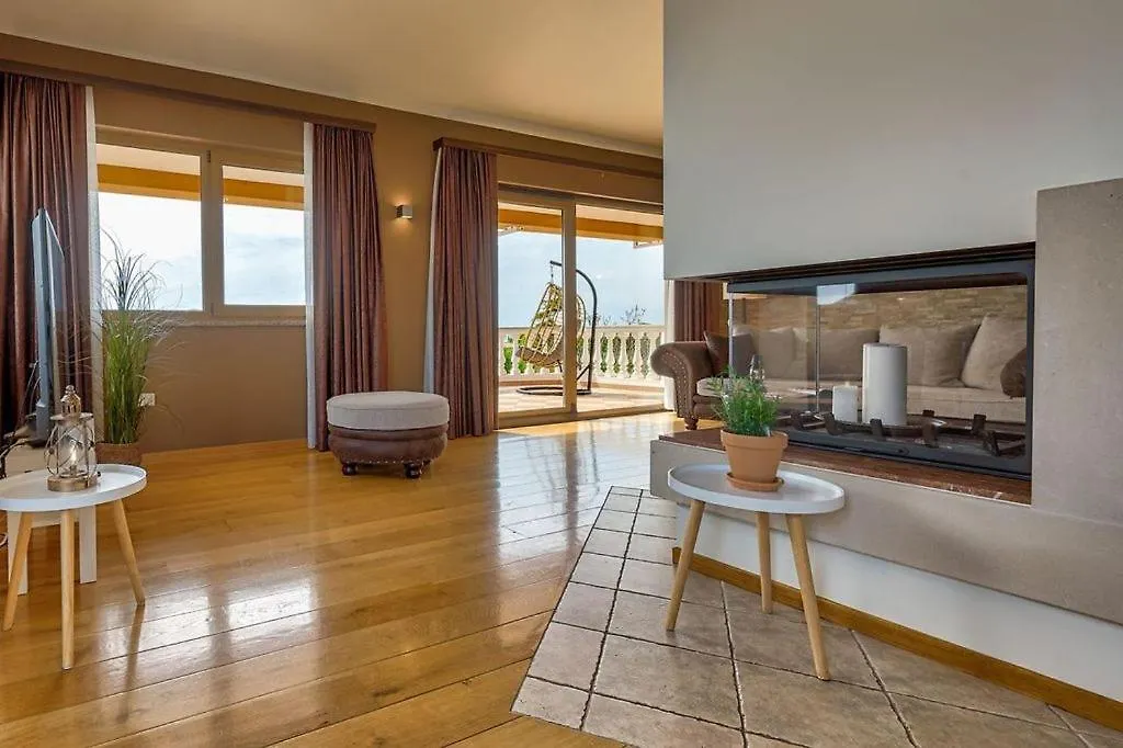 Villa Mara Peroj Appartement